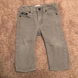 Levi's grey jeans